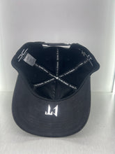 Load image into Gallery viewer, Corridos Tumbados Dimond JC SnapBack hat
