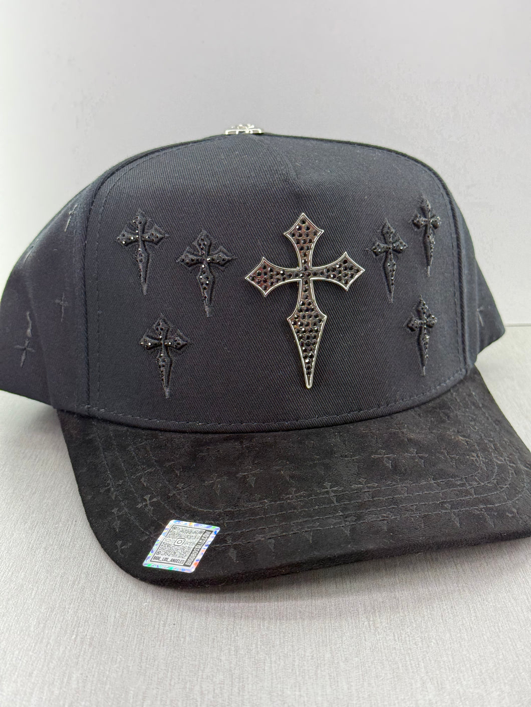 Black crosses SnapBack hat 🧢