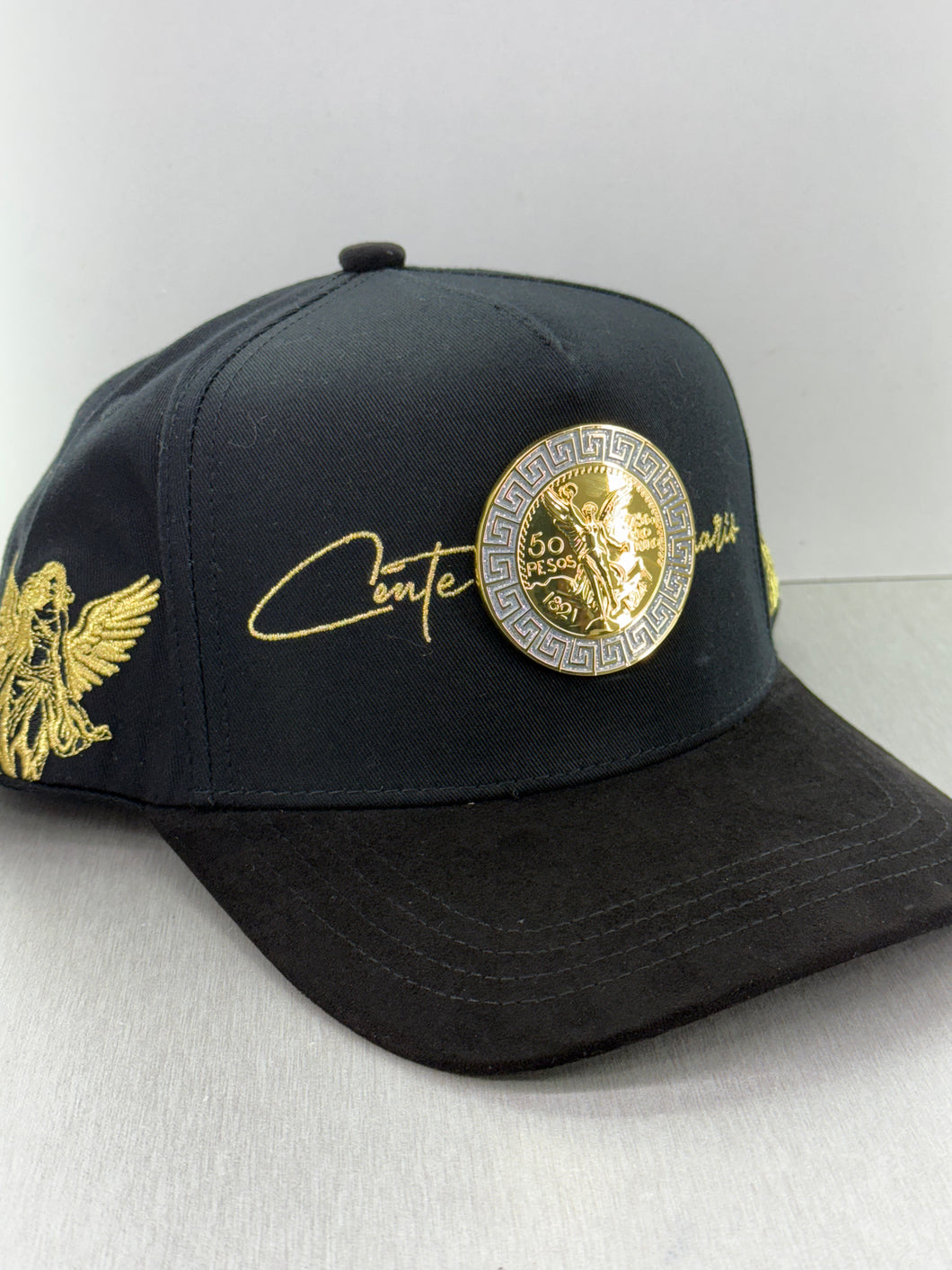 Black and gold centenario SnapBack hat 🧢