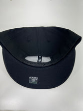 Load image into Gallery viewer, Greenbay Packers all black snapback hat
