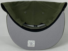 Load image into Gallery viewer, Los Angeles Rams Green 9FIFTY Adjustable Snap Back Brand New !!!
