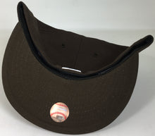 Load image into Gallery viewer, Montreal Expos New Era 59FIFTY Fitted Brown/White Brand New Ships Now !!!
