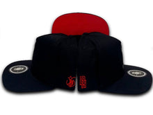 Load image into Gallery viewer, Mickey bélico snapback hat red bottom
