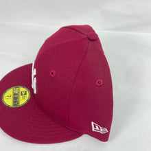 Load image into Gallery viewer, New York Yankees new era fitted hat maroon
