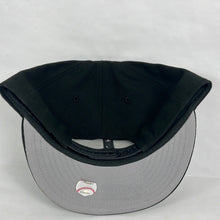 Load image into Gallery viewer, Boston Red Sox New Era Snapback Hat 🧢 All Black
