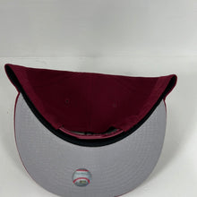 Load image into Gallery viewer, Philadelpia Phillies new era snapback hat gray bottom
