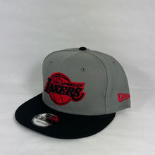 Load image into Gallery viewer, Los Angeles Lakers New Era Snapback Hat 🧢

