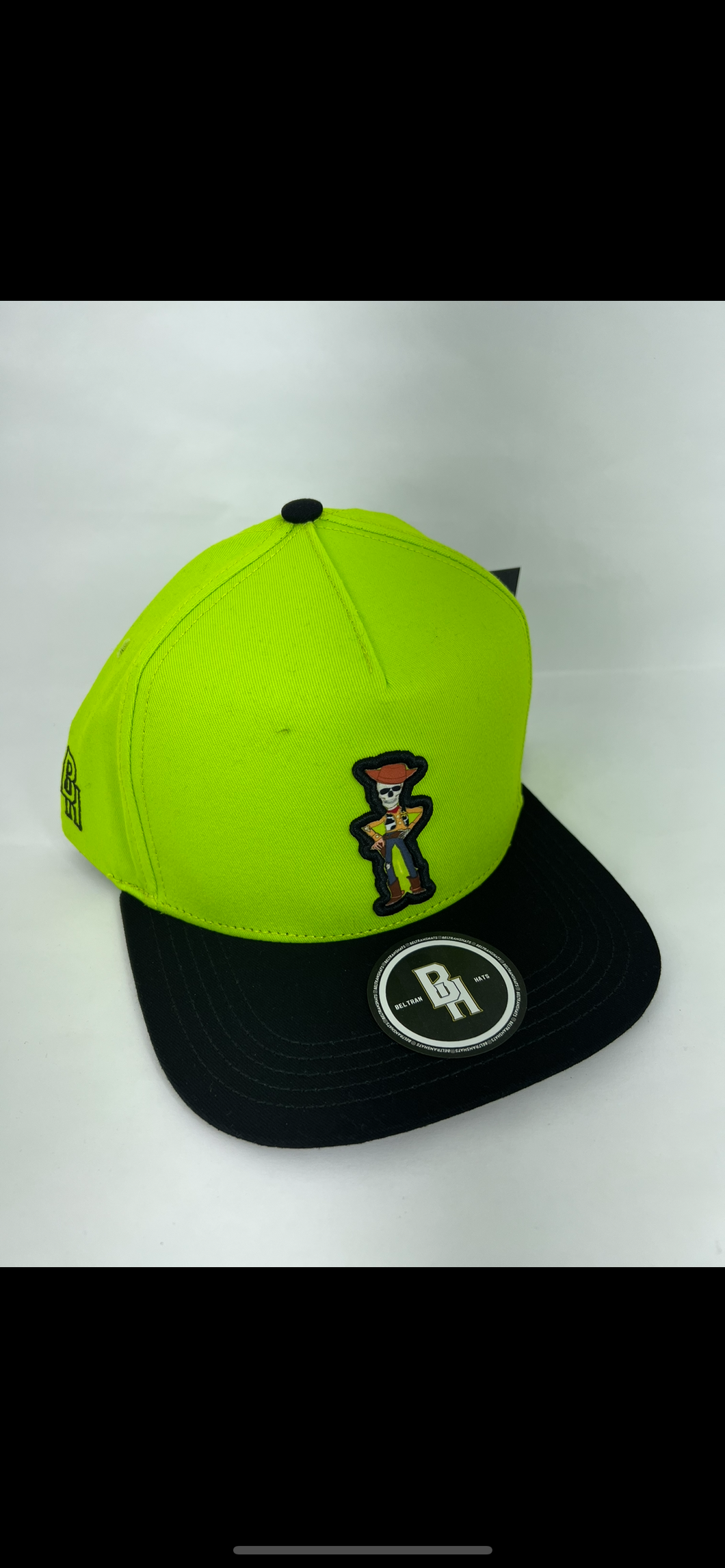 Woody snapback hat