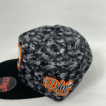Load image into Gallery viewer, El Vago Snapback Hat 🧢

