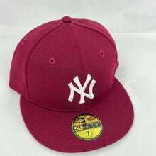 Load image into Gallery viewer, New York Yankees new era fitted hat maroon
