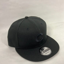 Load image into Gallery viewer, Chicago Cubs New Era Snapback Hat All Black Gray Bottom
