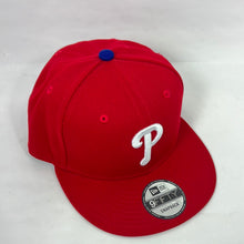 Load image into Gallery viewer, Philadelpia Phillies New Era Snapback Hat 🧢 Gray Bottom
