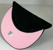 Load image into Gallery viewer, Los Angeles Lakers New Era 59FIFTY 2020 Champions Fitted Pink Under brim New !!
